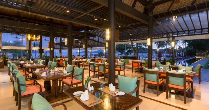 The Vijitt Resort Phuket | Restaurants & Bars